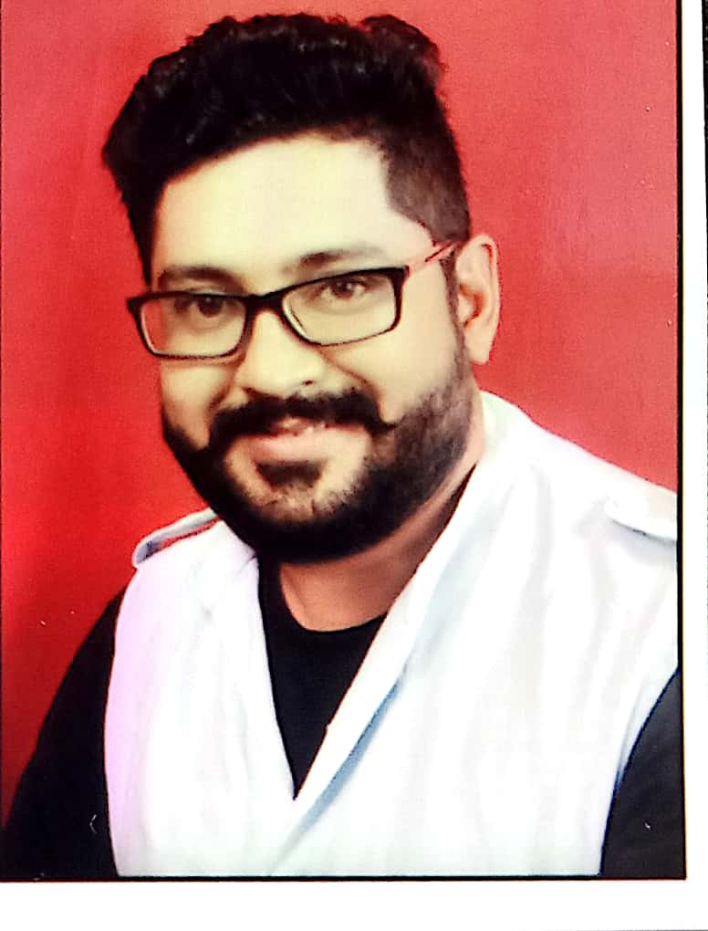 Dr. Navneet Agarwal
